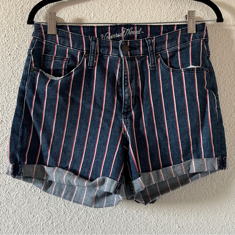 Universal Thread Artsy Fun Carnival Rockabilly St… - image 1